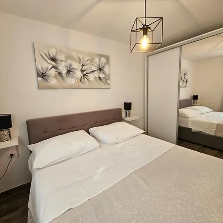 Sara Apartment